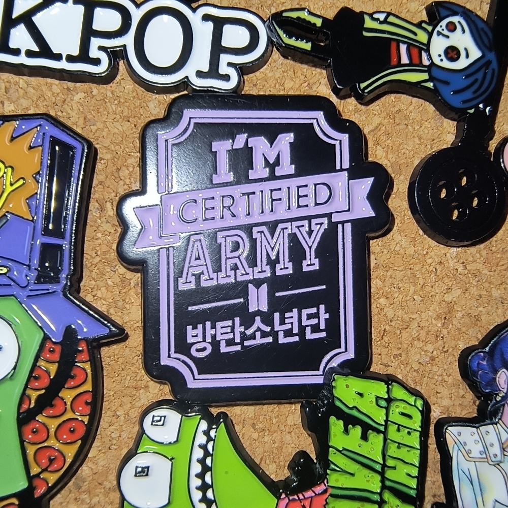 "I'm Certified ARMY" BTS Enamel Pin - Black & Lavender